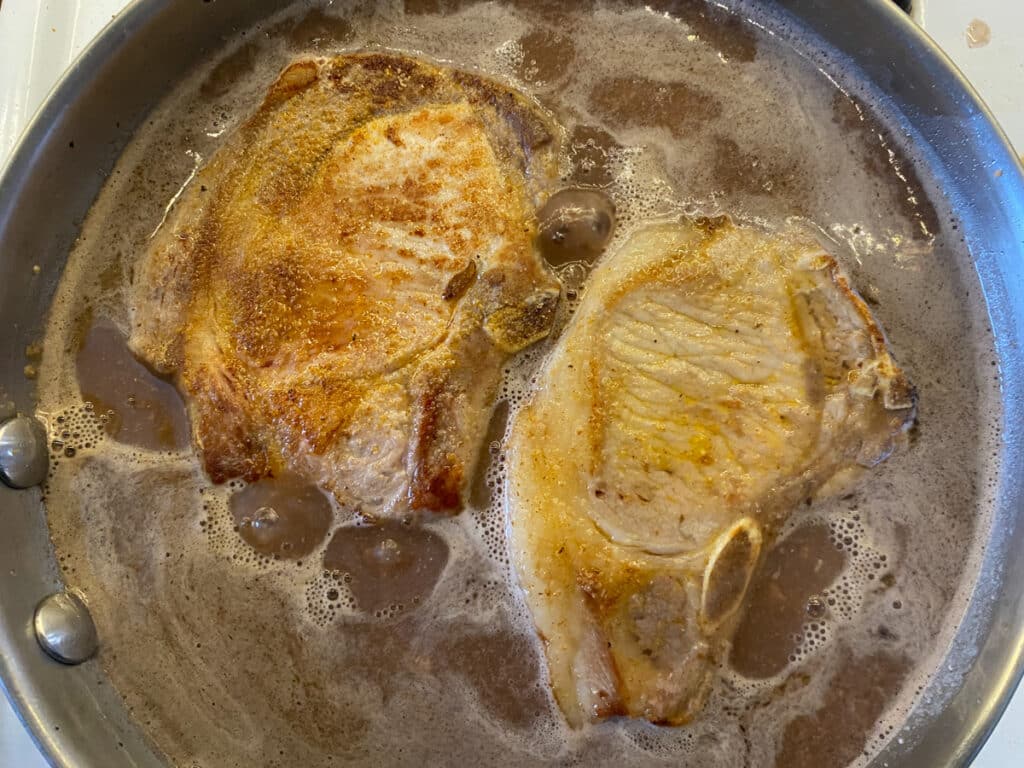 Cooking pork chops for creamy sauce