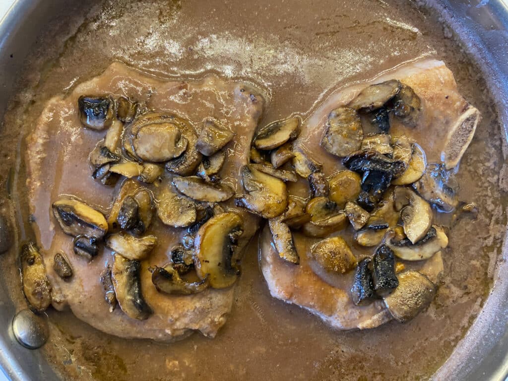 mushrooms on pork chops